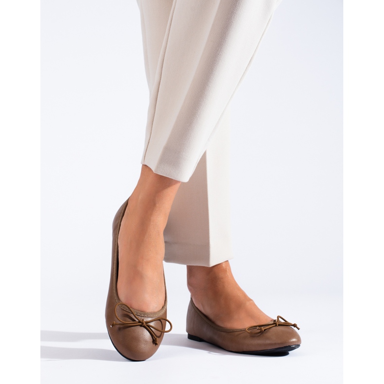 Bruna ballerinor för kvinnor med en Shelovet-rosett 1