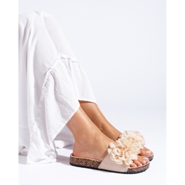 Shelovet beige korksandaler med blommor 1