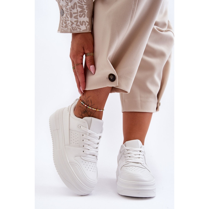 FJ1 Damsportskor i läder på en massiv plattform Vit Belisso 1