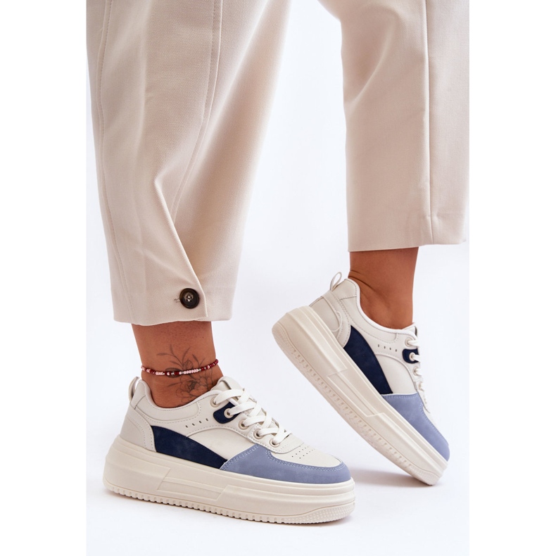 FJ1 Damsportskor på en massiv plattform Vit och blå Gemma 1