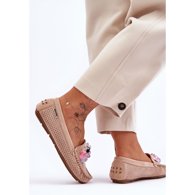 PM1 Trendiga Loafers i mocka med beige Delima-prydnader 2