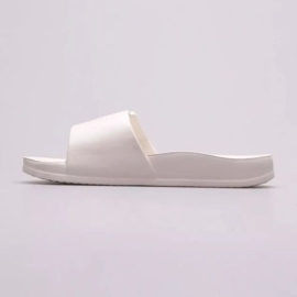 Outhorn tofflor W OTHSS23FFLIF055-11S beige 2