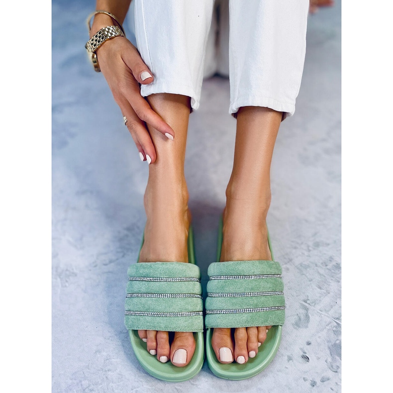 Lynne Green rhinestone rutschbanor grön 2