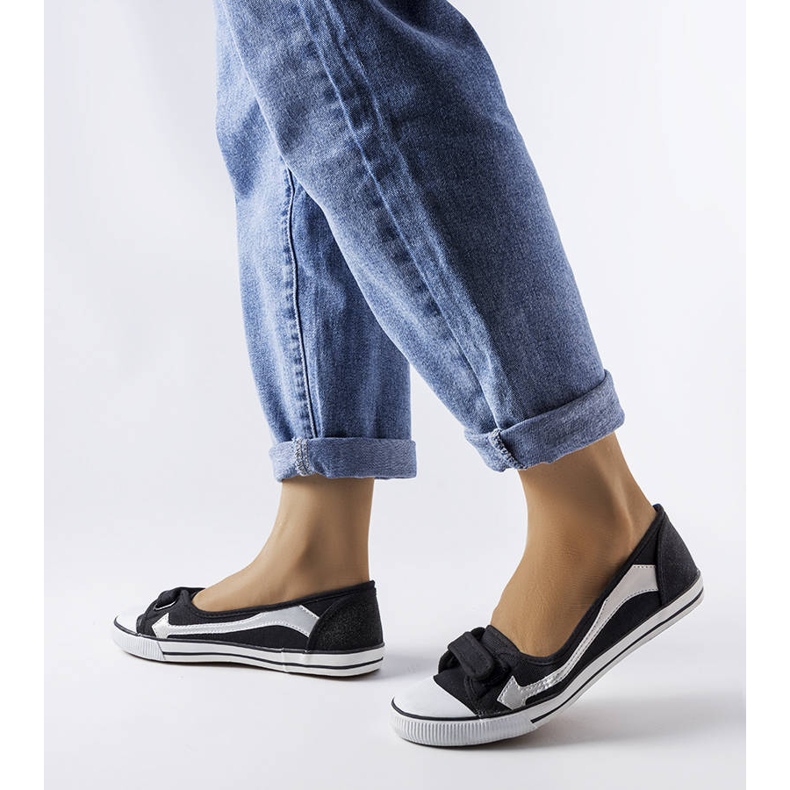 Svarta textilsneakers från Winifred 1