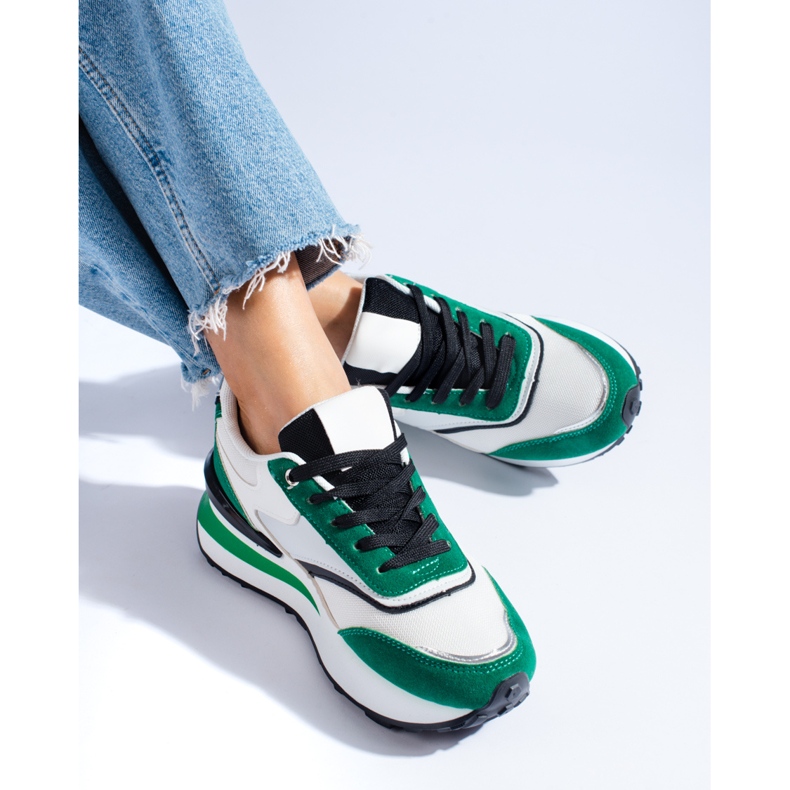 Vita och gröna sneakers för kvinnor på Shelovet-plattformen 1