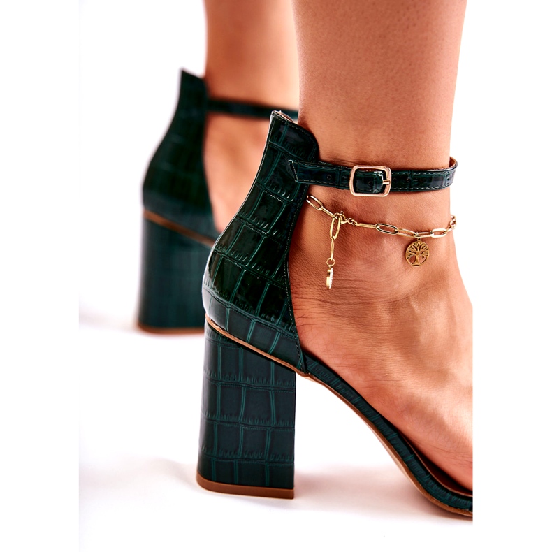 Kvinnors ormsandaler gröna mönster 2