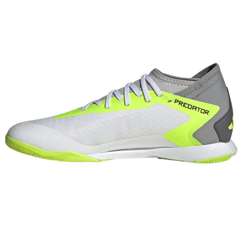Adidas Predator Accuracy.3 In M GY9990 fotbollsskor vit vit 1