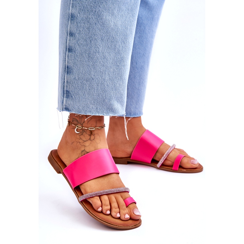 Kvinnors flip -flops med en dekorativ fuchsia -remsa rosa 3