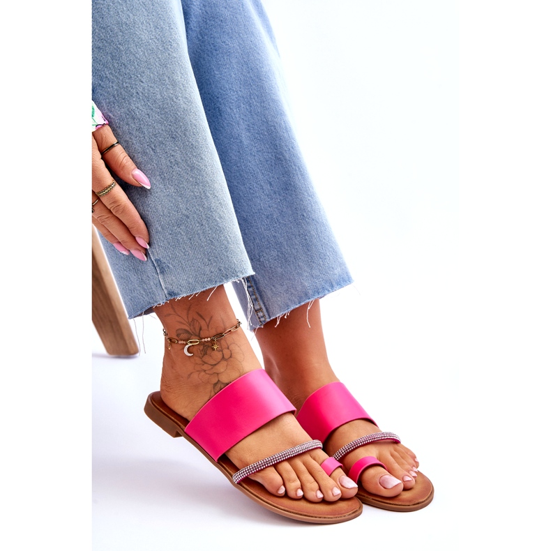 Kvinnors flip -flops med en dekorativ fuchsia -remsa rosa 6