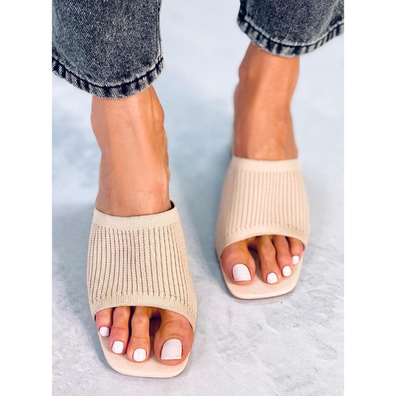 Greet Beige sandaler med klack 1