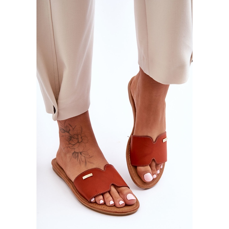 Bekväma sandaler med platt klack för kvinnor Brun Coraline 1