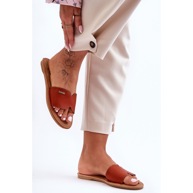 Bekväma sandaler med platt klack för kvinnor Brun Coraline 2