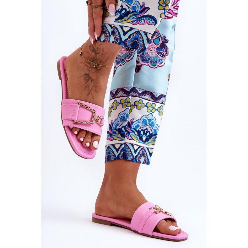 Klassiska tofflor för kvinnor med rosa imponerande dekoration 1