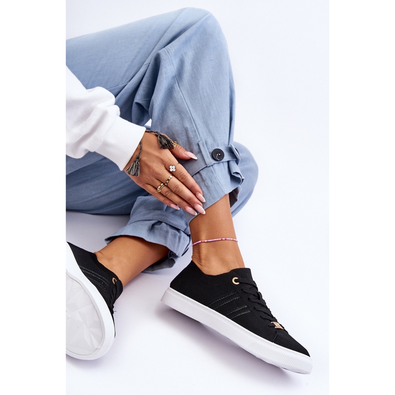 PE1 Sneakers med snörning för kvinnor Svart Etna 2