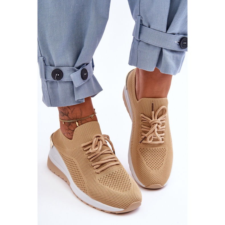 PG1 Tyg Slip-On Sportskor Beige Visconti Wedge 1