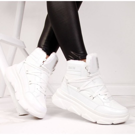 Kvinnors snökängor på plattformen vita Big Star II274463 1