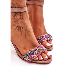 Fashionabla högklackade sandaler med dekorativa stenar Beige Love Me 1