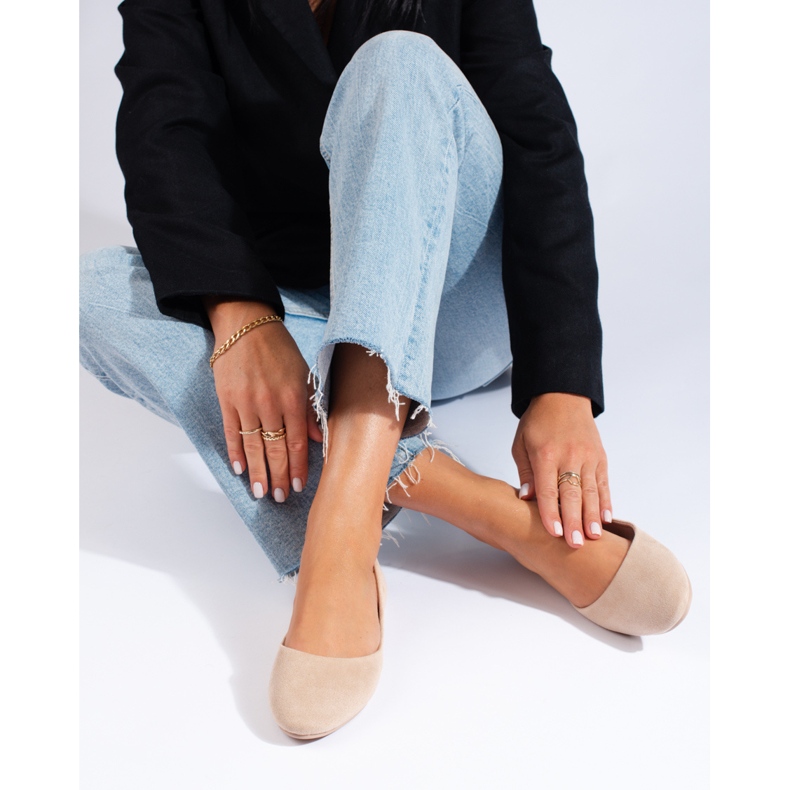 Bekväma mockaballerinor beige 1