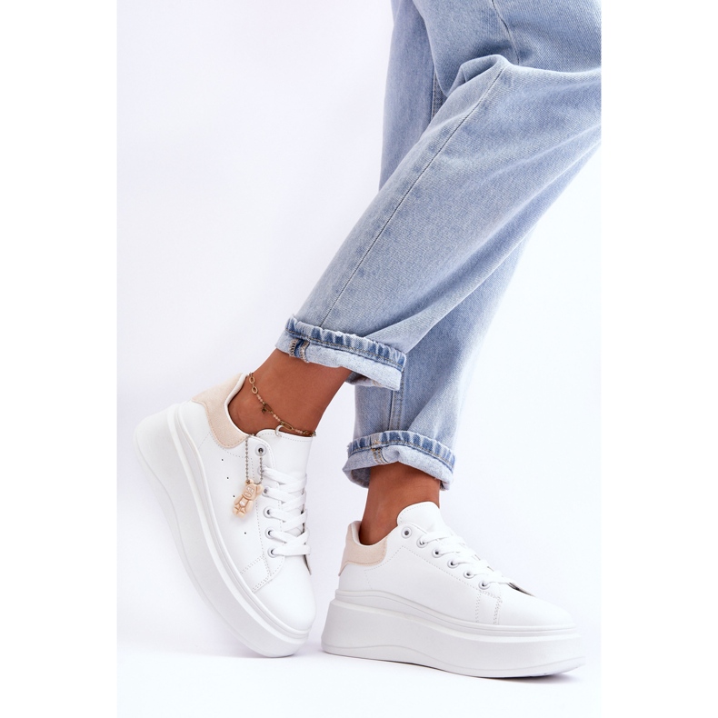 PS1 Damsportskor på en massiv plattform Vita och beige Mariell 2