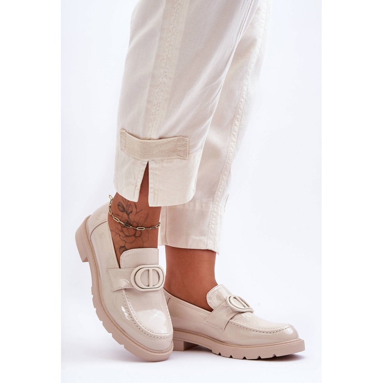PG1 Lackade Plattform Loafers Beige Jarren 1