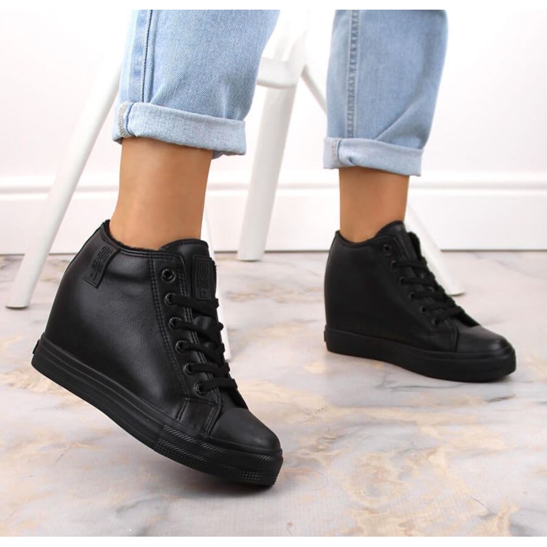 Big Star W INT1899A isolerade wedge sneakers svarta 2