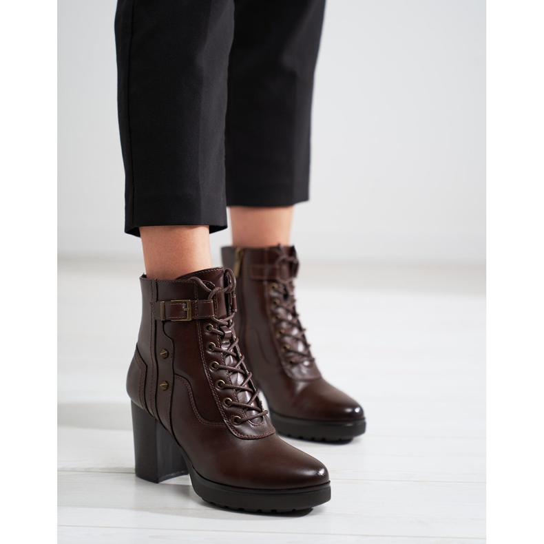 Snörade damväskor på Shelovet-stolpen brun 1