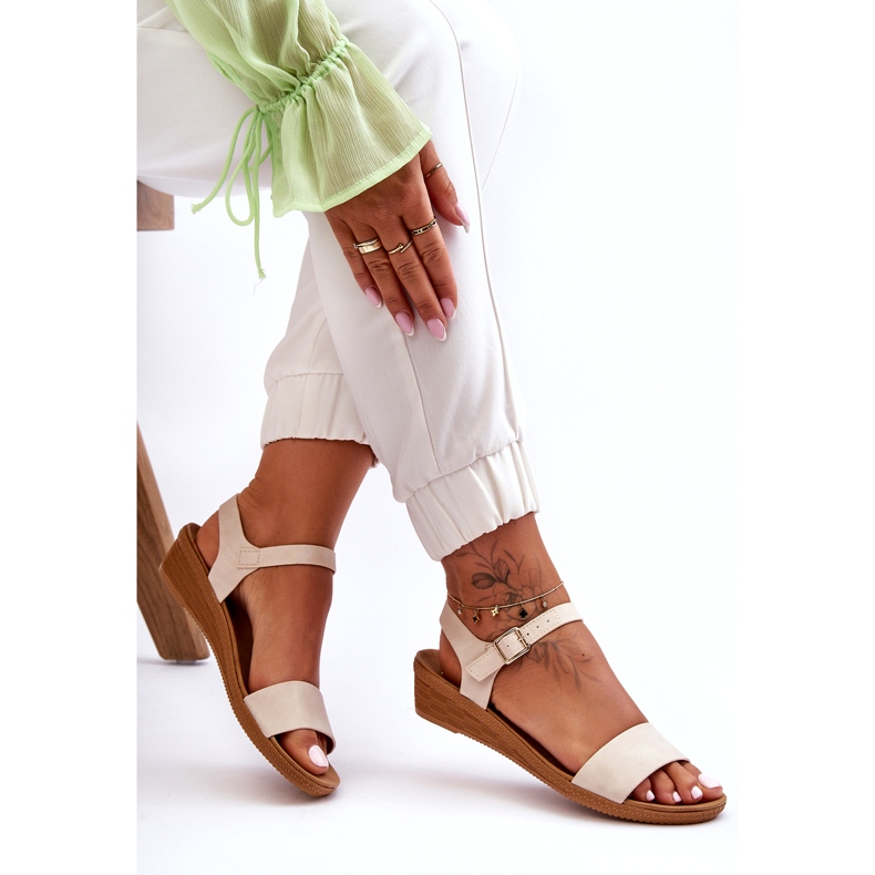 Arya Classic Low Wedge Sandals Beige 6