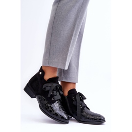 PD1 Platta klackar för kvinnor med snörning av svart Meroni 1