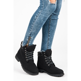 Queentina Black Trappers svart 2