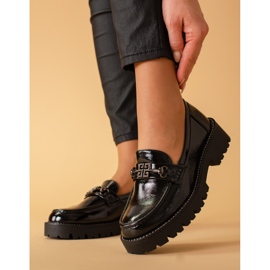 Damlackade mockasiner på en tjock Shelovet-sula svart 2