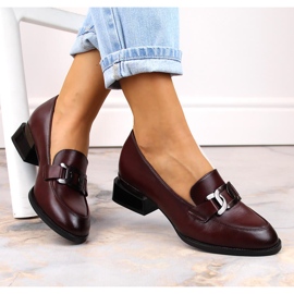 Vinceza 58162 vinröda platta skor med kedja 1