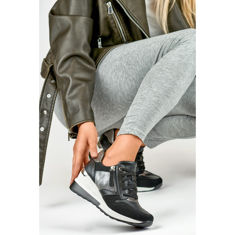 Svarta wedge sportskor 1