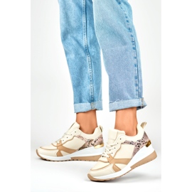 Damskor med beige snörning med låg kil 2