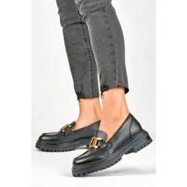 Svarta loafers med guldspänne 2