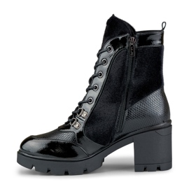 Fashionabla damstövlar gjorda av dekorativt material svart 1