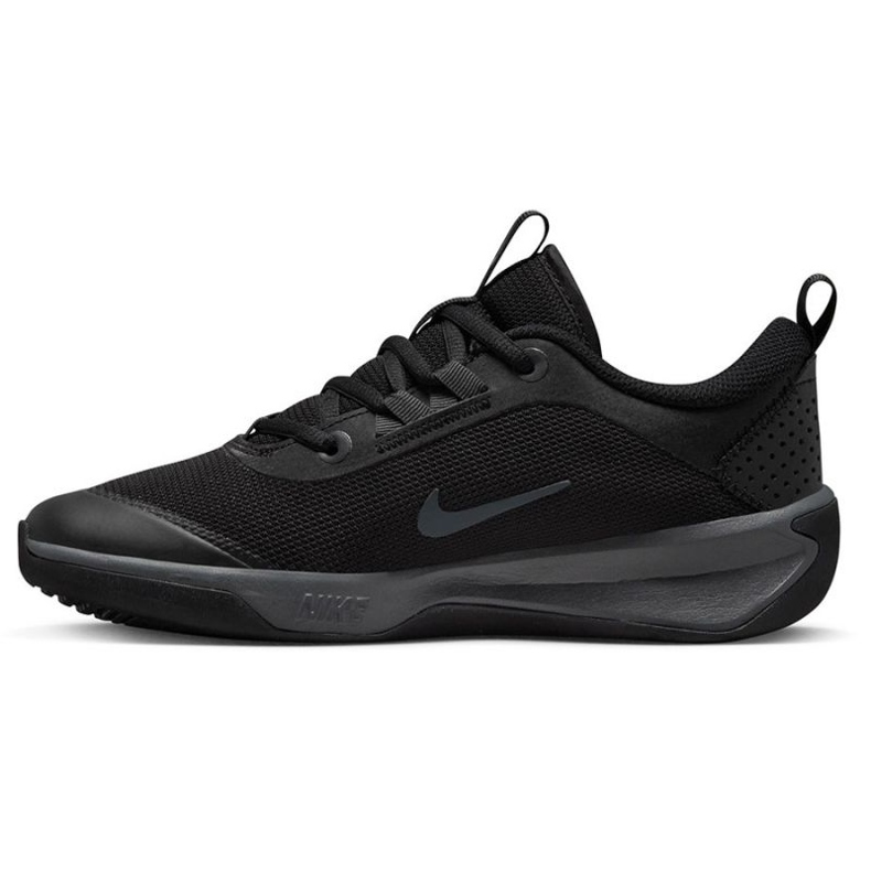 Nike Omni Multi-Court DM9027 001 skor svart 1