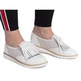 Vita openwork loafers med Pamole -fransar 2