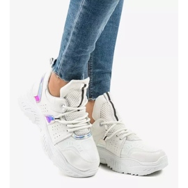 Vita sportskor K-505 2