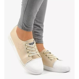 Beige klassiska sneakers QW8371-3 2