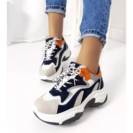 PA1 Marinblå sneakers med hög sula från Monica vit orange grå 1