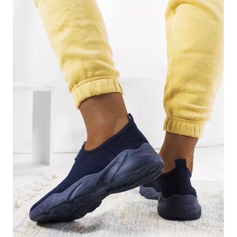 BM Aaron marinblå sneakers 2