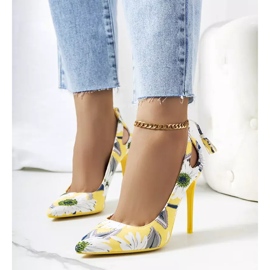 Gula höga klackar med ett blommigt Jalisa-mönster mångfärgad 1