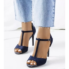 Inna Marinblå sandaler på Munger-klack 1