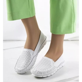 Juiz loafers i vitt läder 1