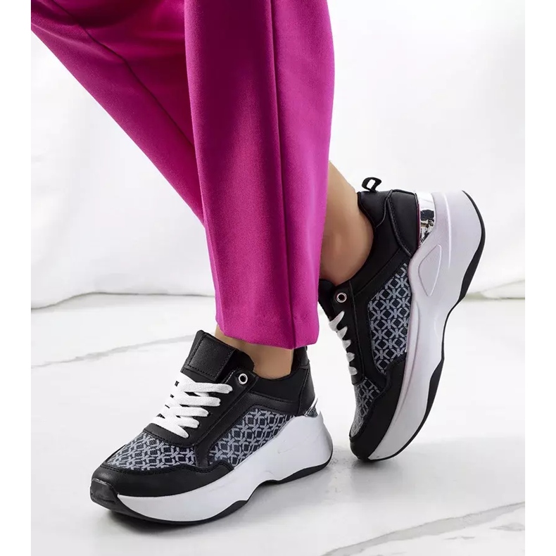 Svarta Milan sport sneakers 1