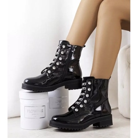 Svartlackade Ibarra-stövlar 2