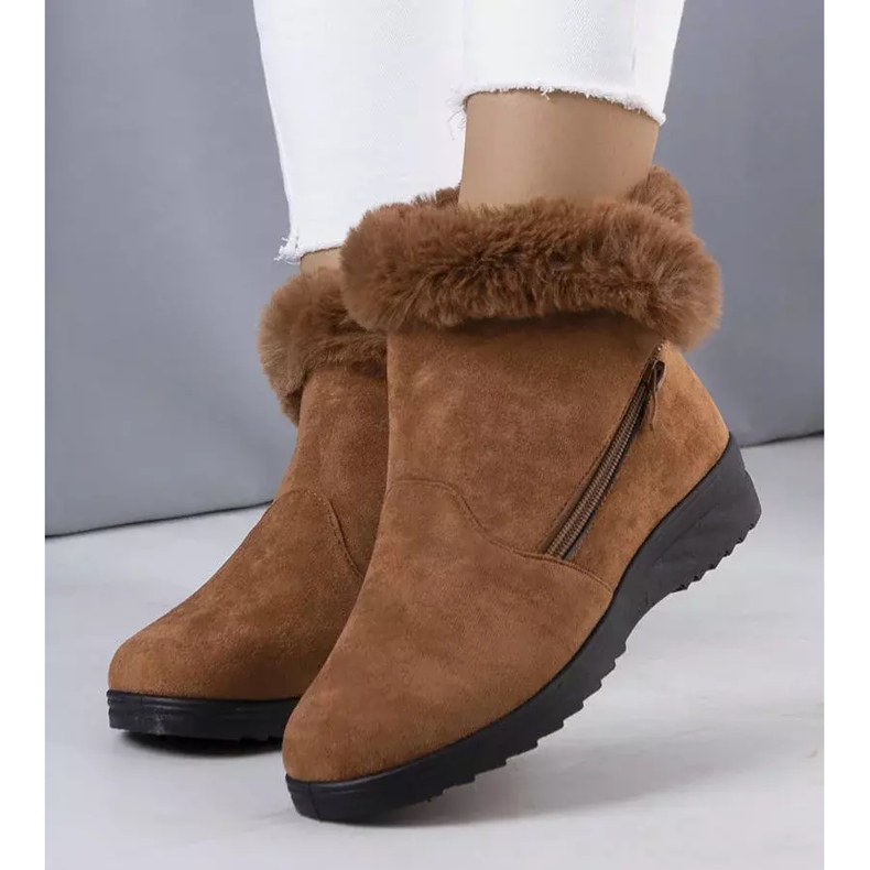 BM Bruna, isolerade snöstövlar med Crina-päls 1