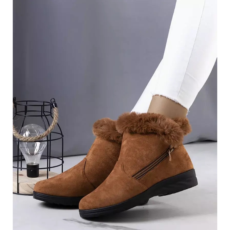 BM Bruna, isolerade snöstövlar med Crina-päls 2