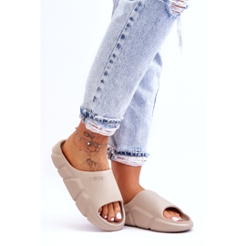 Lättviktiga Big Star Foam Tofflor för kvinnor LL274593 Beige 3