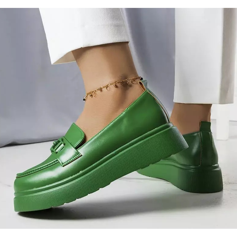 PA1 Gröna herrar dekorerade med en Gagnon-kil 2